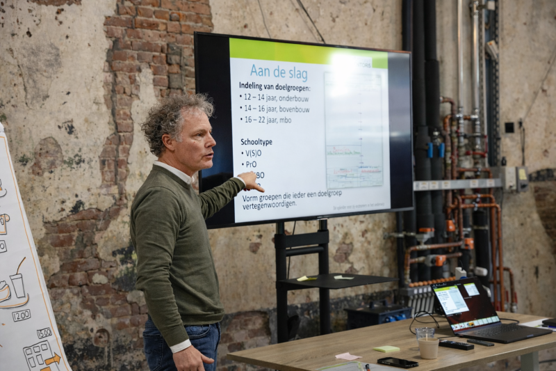 Foto opleiding PDD - docent voor de klas